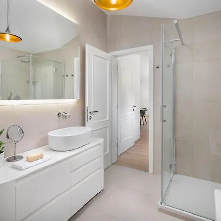 Villa Sophina Palace