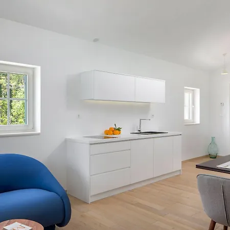 Sophina Palace Villa