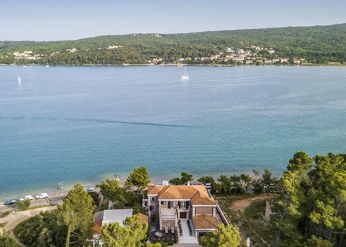 Sophina Palace * Čižići